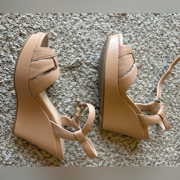 Gianni Bini Women’s Slingback Wedge Shoes size 6 - Picture 2 of 14